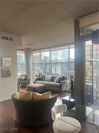 Photo #4: 2748604 Listing 