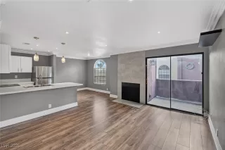 Photo #3: 2748622 Listing 