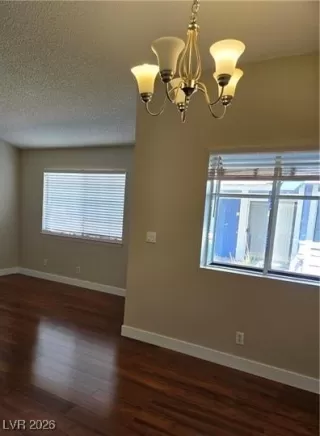 Photo #3: 2748702 Listing 