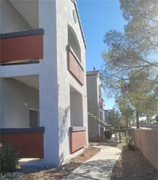 Primary Photo for MLS#: 2748704