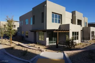 Photo #1: 2748711 Listing 