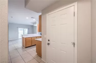 Photo #6: 2748721 Listing 