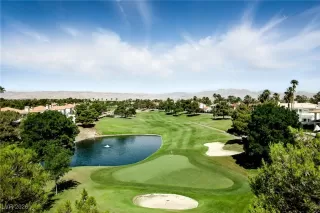 Photo #2: 2748727 Listing 