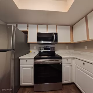 Photo #4: 2748735 Listing 