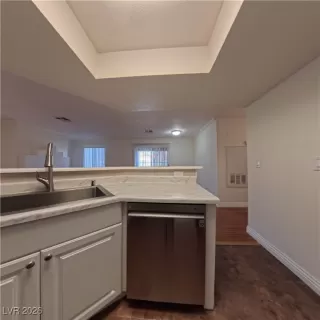 Photo #6: 2748735 Listing 