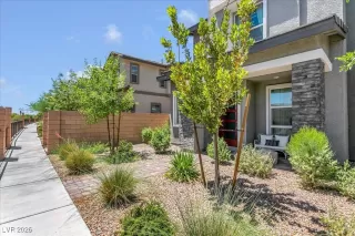 Photo #3: 2748747 Listing 