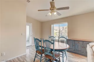 Photo #5: 2748756 Listing 