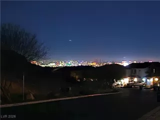 Photo #3: 2748773 Listing 