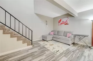 Photo #6: 2748799 Listing 