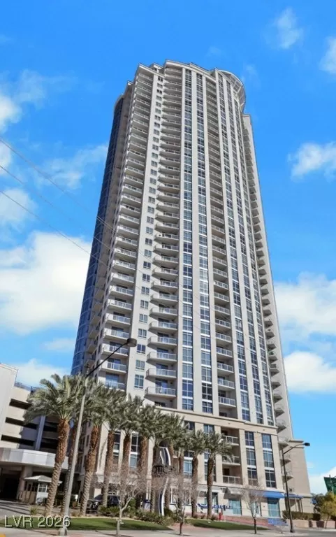 MLS: 2748819 Condo For Sale