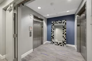 Photo #4: 2748819 Listing