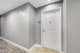 Photo #5: 2748819 Listing