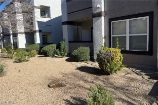 Photo #3: 2748846 Listing 