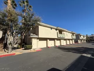 Photo #2: 2748864 Listing 