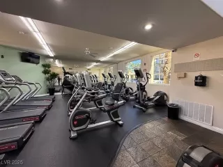 Photo #4: 2748864 Listing 