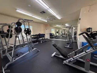 Photo #6: 2748864 Listing 