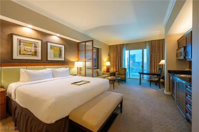 MLS: 2748878 Condo For Sale