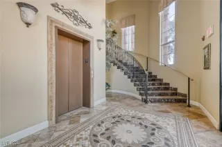 Photo #4: 2748889 Listing 