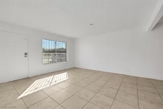 Photo #6: 2748890 Listing 