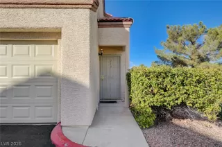 Photo #4: 2748913 Listing 