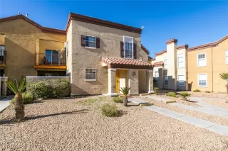 Photo #2: 2748943 Listing 