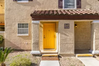 Photo #3: 2748943 Listing 