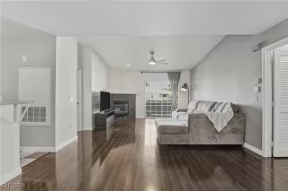 Photo #3: 2748968 Listing 