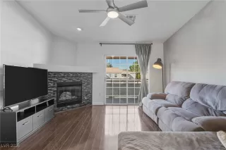 Photo #5: 2748968 Listing 