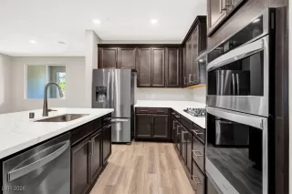 Photo #5: 2749058 Listing 