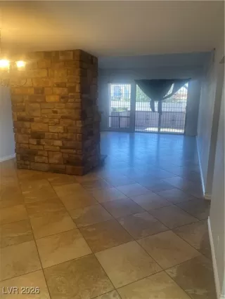 Photo #4: 2749081 Listing 