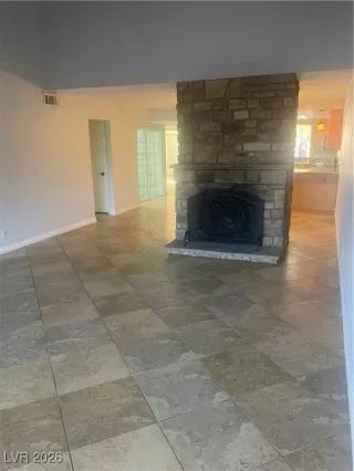 Photo #5: 2749081 Listing 