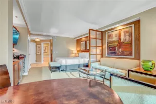 Photo #2: 2749158 Listing