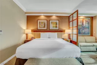 Photo #4: 2749158 Listing