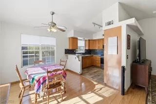 Photo #2: 2749180 Listing 