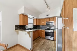 Photo #4: 2749180 Listing 