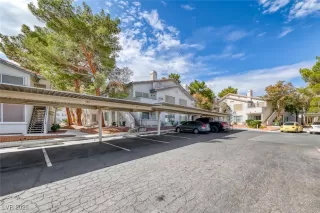 Photo #2: 2749188 Listing