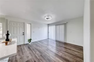 Photo #6: 2749188 Listing