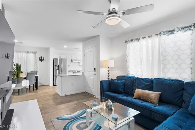 MLS: 2749190 Condo For Sale