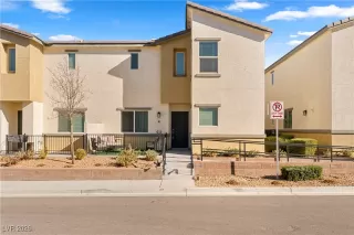 Photo #1: 2749190 Listing