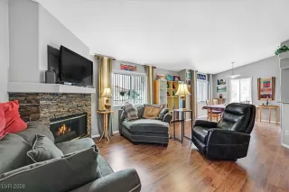 Photo #3: 2749221 Listing 