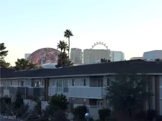 Photo #1: 2749294 Listing 