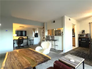 Photo #6: 2749294 Listing 