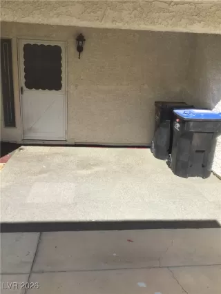 Photo #4: 2749308 Listing