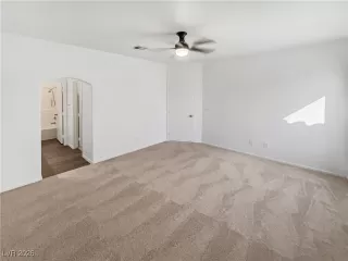 Photo #4: 2749317 Listing 