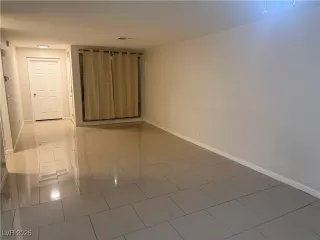 Photo #5: 2749330 Listing 