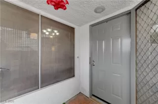 Photo #3: 2749375 Listing