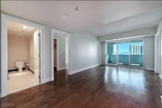 Photo #3: 2749402 Listing 