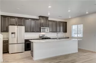 Photo #6: 2749406 Listing 