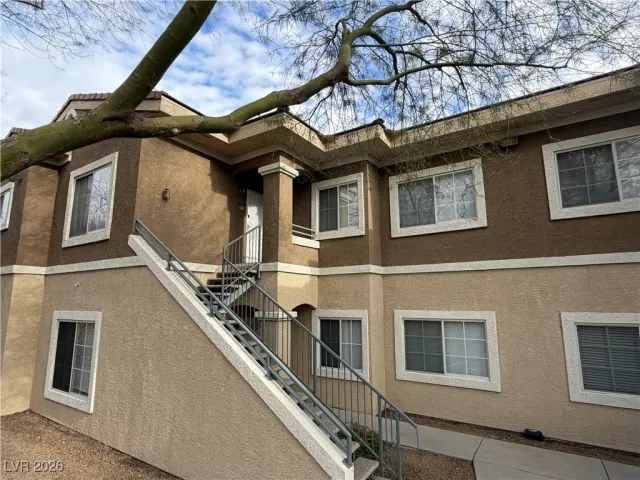 MLS: 2749445 Condo For Sale