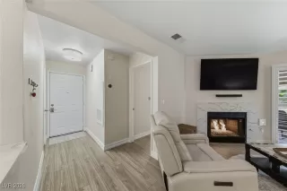 Photo #6: 2749473 Listing